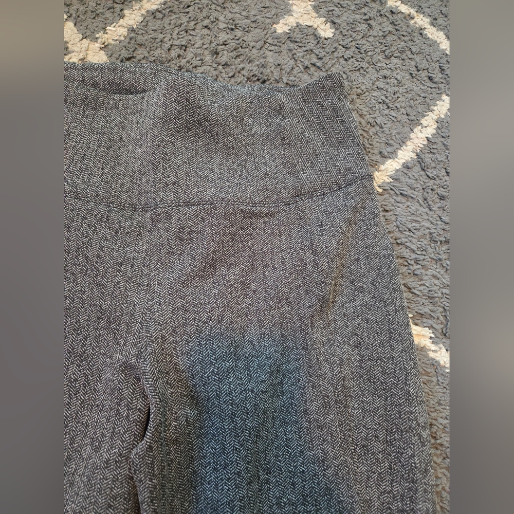 Athleta Delancey Herringbone tight Size Medium - Picture 5 of 10